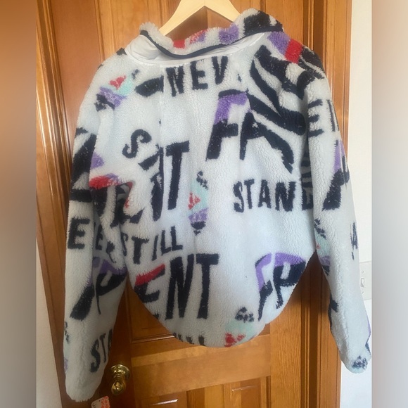 NWT Free People Movement Hit the Slopes printed Pullover - Picture 2 of 3